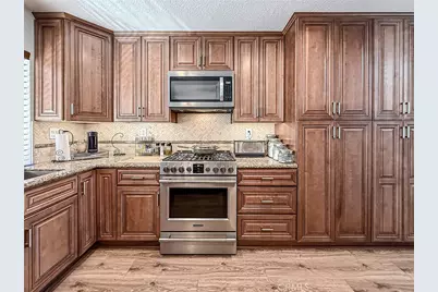 7507 Carmenita Lane, West Hills, CA 91304 - Photo 23