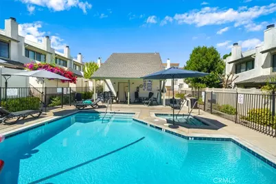 5249 Colodny #8, Agoura Hills, CA 91301 - Photo 1
