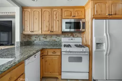 5249 Colodny #8, Agoura Hills, CA 91301 - Photo 15