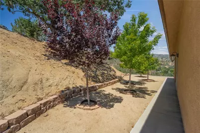 29801 Greenwater Drive, Tehachapi, CA 93561 - Photo 49