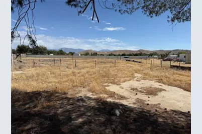 16254 Mossdale, Lancaster, CA 93535 - Photo 5