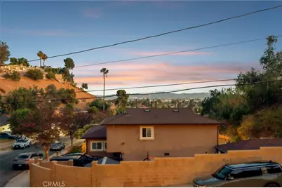 8504 Outland View Drive, Los Angeles, CA 91352 - Photo 33