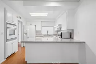 19311 Oak Crossing Rd, Newhall, CA 91321 - Photo 7