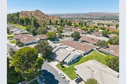 19311 Oak Crossing Road, Newhall, CA 91321 - Photo 31