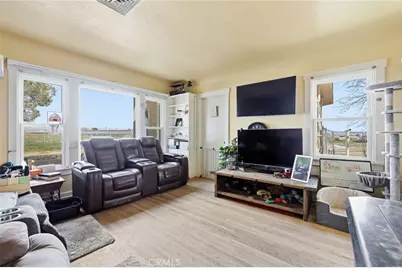 9200 W W Avenue H, Lancaster, CA 93536 - Photo 9