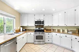 12456 Alderglen St, Moorpark, CA 93021 - Photo 7