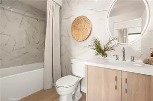 11026 Oxnard St, North Hollywood, CA 91606 - Photo 15