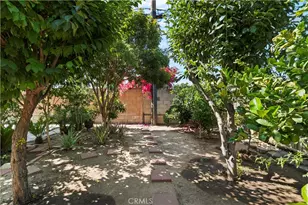 19012 Drycliff, Canyon Country, CA 91351 - Photo 25