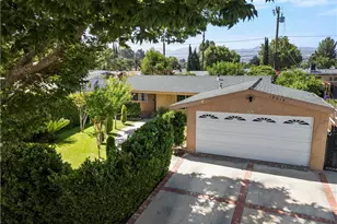 19012 Drycliff, Canyon Country, CA 91351 - Photo 27