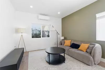 1364 S Ridgeley, Los Angeles, CA 90019 - Photo 17