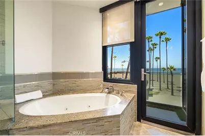 3009 Ocean Front Walk, Venice, CA 90291 - Photo 23