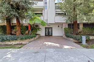 10926 Bluffside, Studio City, CA 91604 - Photo 27