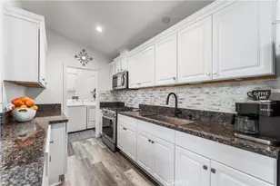 5711 Columbia Way, Quartz Hill, CA 93636 - Photo 11
