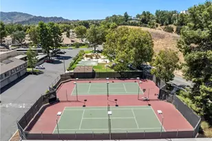 25730 Player Dr, Valencia, CA 91355 - Photo 45