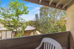 25730 Player Dr, Valencia, CA 91355 - Photo 37