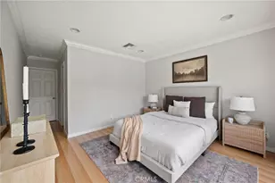 7027 Gloria Ave, Lake Balboa, CA 91406 - Photo 17