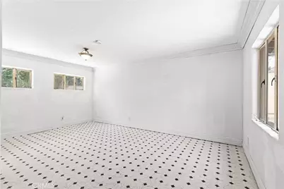 5403 Shirley Avenue, Tarzana, CA 91356 - Photo 15