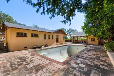 5403 Shirley Avenue, Tarzana, CA 91356 - Photo 23