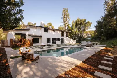 4041 Vanalden Avenue, Tarzana, CA 91356 - Photo 31