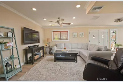 25023 1/2 Everett, Newhall, CA 91321 - Photo 5