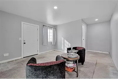 70 W Claremont St, Pasadena, CA 91103 - Photo 23