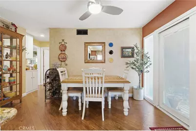 20002 Avenue Of The Oaks, Newhall, CA 91321 - Photo 7