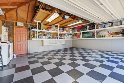 20002 Avenue Of The Oaks, Newhall, CA 91321 - Photo 23
