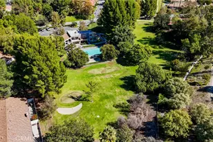 20002 Ave Of The Oaks, Newhall, CA 91321 - Photo 35