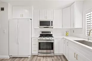 5255 Coldwater Canyon, Sherman Oaks, CA 91401 - Photo 11