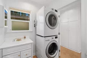 11580 Blix St, Valley Village, CA 91602 - Photo 17