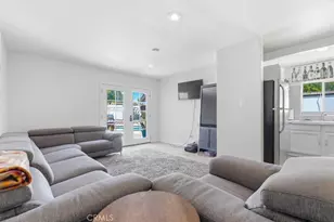 7959 Bothwell, Reseda, CA 91335 - Photo 31