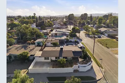 7959 Bothwell, Reseda, CA 91335 - Photo 55