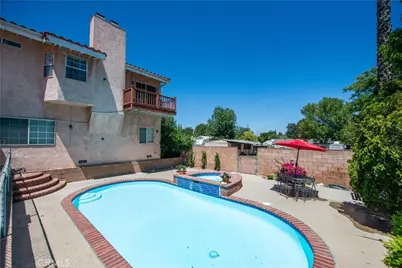 10516 Independence, Chatsworth, CA 91311 - Photo 7