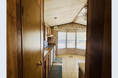 333 S Dennison #6, Tehachapi, CA 93561 - Photo 9