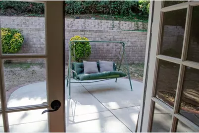 24371 Crestview Drive, Newhall, CA 91321 - Photo 59