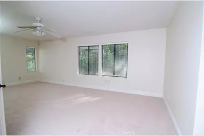 24371 Crestview Drive, Newhall, CA 91321 - Photo 35