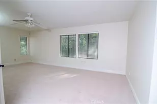 24371 Crestview Dr, Newhall, CA 91321 - Photo 35