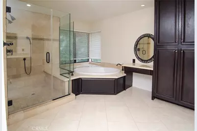 24371 Crestview Drive, Newhall, CA 91321 - Photo 53