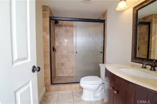 24371 Crestview Dr, Newhall, CA 91321 - Photo 21