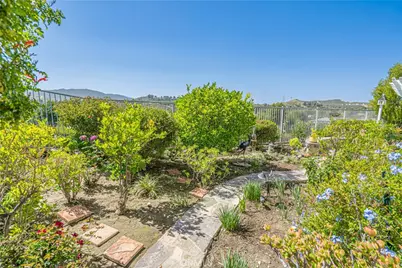 19534 Eleven Court, Newhall, CA 91321 - Photo 41