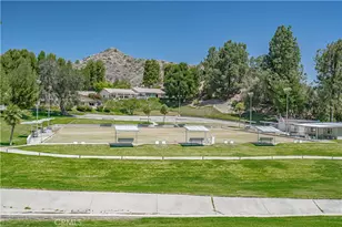 19534 Eleven Ct, Newhall, CA 91321 - Photo 23