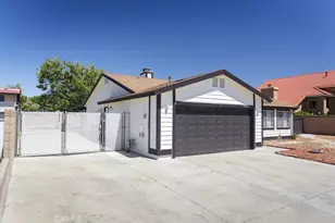 43934 Palm Vista Ave, Lancaster, CA 93535 - Photo 3