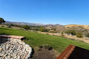 32080 Avenida Donari, Agua Dulce, CA 91390 - Photo 9