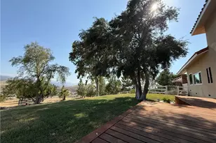 32080 Avenida Donari, Agua Dulce, CA 91390 - Photo 11