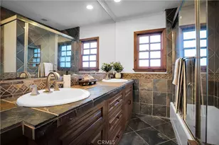 5235 San Feliciano, Woodland Hills, CA 91364 - Photo 31