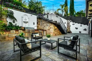 5235 San Feliciano, Woodland Hills, CA 91364 - Photo 37