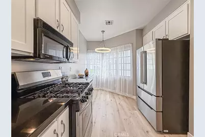 4766 Taranto Way, Oak Park, CA 91377 - Photo 11