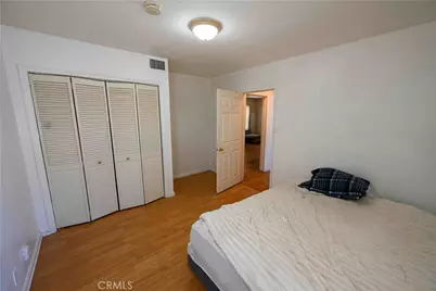 20957 Community, Canoga Park, CA 91304 - Photo 9