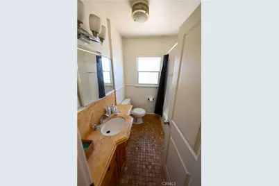 20957 Community, Canoga Park, CA 91304 - Photo 11