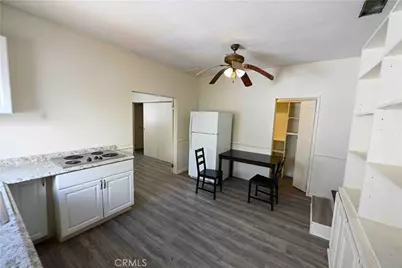 20957 Community, Canoga Park, CA 91304 - Photo 17